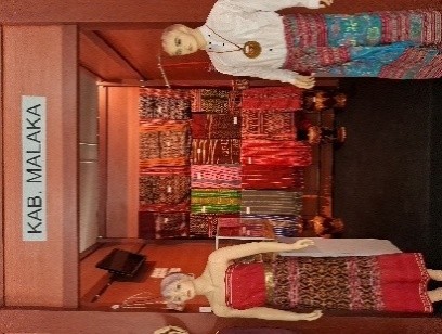 Foto Tenun Malaka
