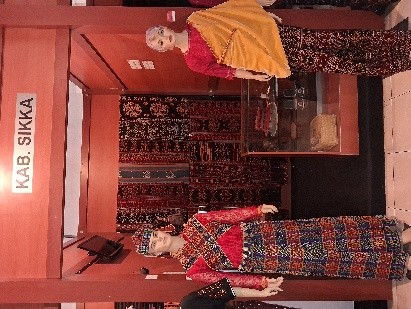 Foto Tenun Ikat Sikka